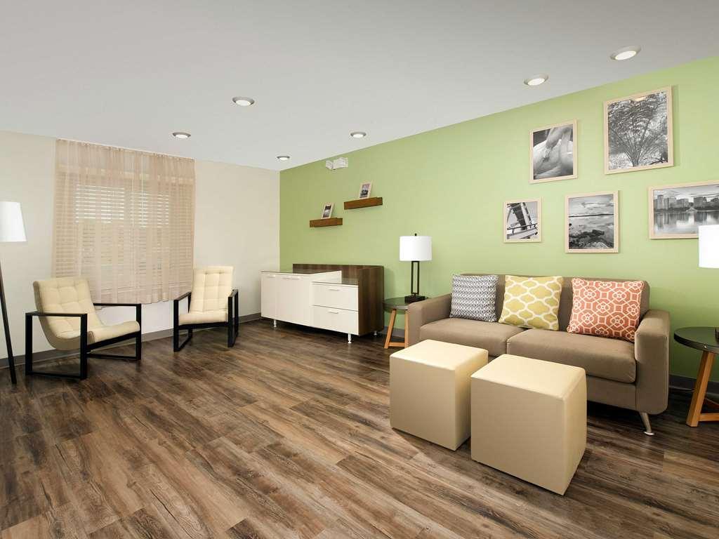 Woodspring Suites Houston Northwest 내부 사진