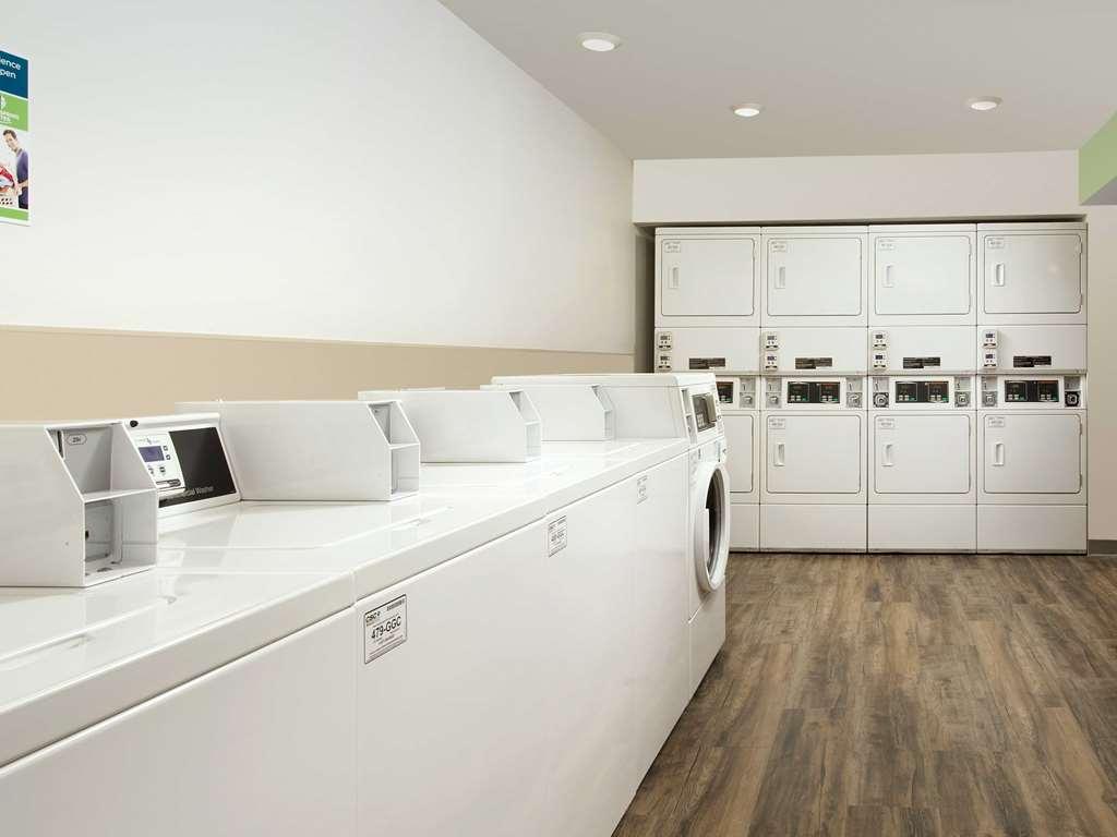 Woodspring Suites Houston Northwest 시설 사진